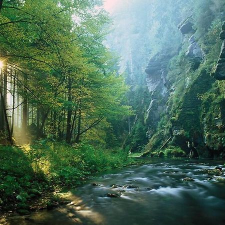 Brana Do Ceskeho Svycarska - Raj Cyklostezek Stare Krecany Ngoại thất bức ảnh